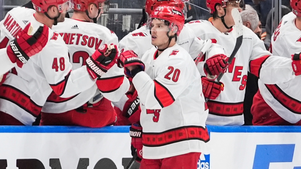 中场缺乏速 中场缺乏速