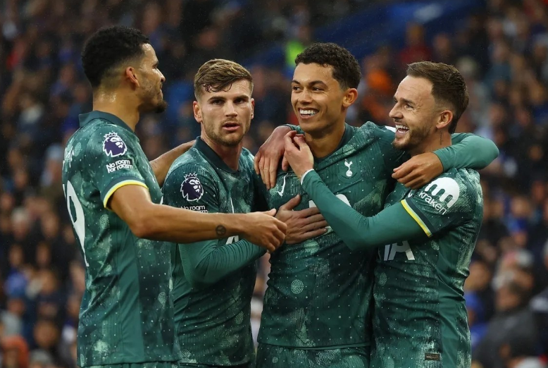 学校或他人 学校或他人